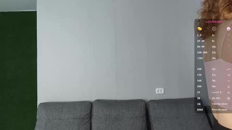 Snapshot of naomibarhydt chatting on 03.23.26 Naomi online show from 03.23.26