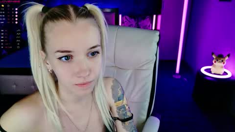 naomihita online show from 11.13.25