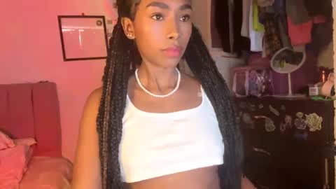 Naomii online show from 01.09.25