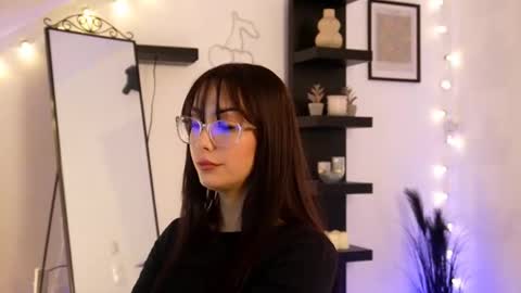 Snapshot of naomii_20 chatting on 10.20.25 naomii_20 online show from 10.20.25