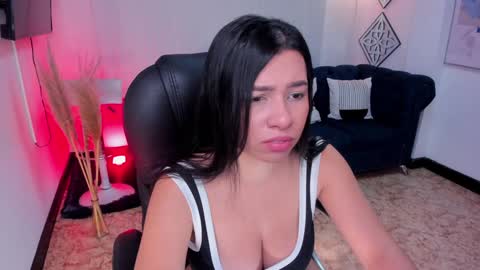 Naomi Campbell online show from 01.28.25