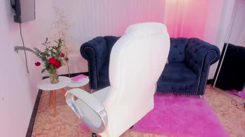 Naomi Campbell online show from 02.16.25