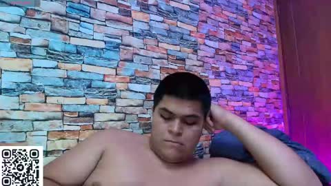 Snapshot of naomii_campbelll chatting on 05.17.26 Naomi Campbel online show from 05.17.26