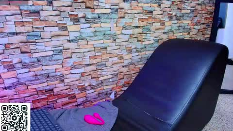 Snapshot of naomii_campbelll chatting on 06.07.26 Naomi Campbel online show from 06.07.26