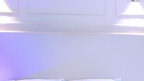 Snapshot of naomiklarc chatting on 11.05.25 Naomi Klarc online show from 11.05.25