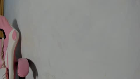 naomis_35 online show from 11.19.25