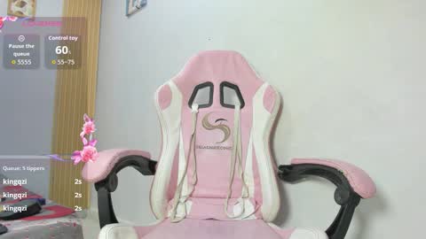 naomis_35 online show from 03.12.26