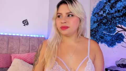 Laura  online show from 04.28.26