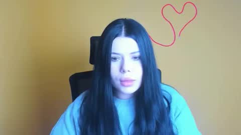 Naomi online show from 11.08.25