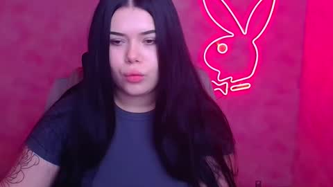 Snapshot of naomivibes chatting on 01.12.26 Naomi online show from 01.12.26