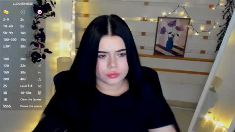 Snapshot of naomivibes chatting on 02.23.26 Naomi online show from 02.23.26