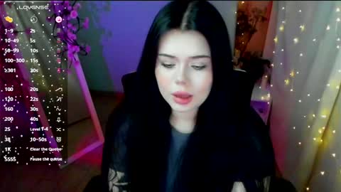 Naomi online show from 04.27.26