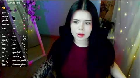 Naomi online show from 05.04.26