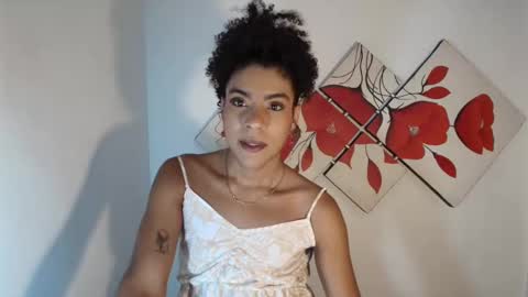 Snapshot of naomiwildburn chatting on 09.17.25 naomiwildburn online show from 09.17.25