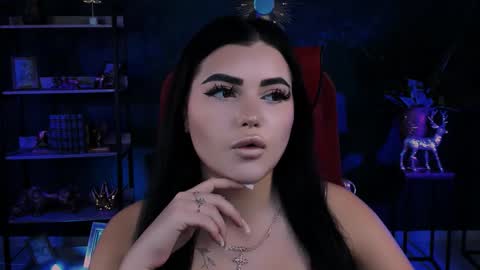 naomiwilsons online show from 12.14.25