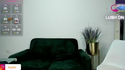 Snapshot of naomixjones1 chatting on 01.13.25 Naomi online show from 01.13.25