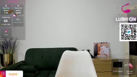 Snapshot of naomixjones1 chatting on 02.18.25 Naomi online show from 02.18.25