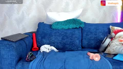 Snapshot of naomycole_ chatting on 12.18.24 Naomy Cole online show from 12.18.24