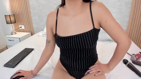 NAOMY  online show from 04.29.26