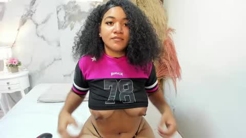 naomyduff online show from 04.30.26