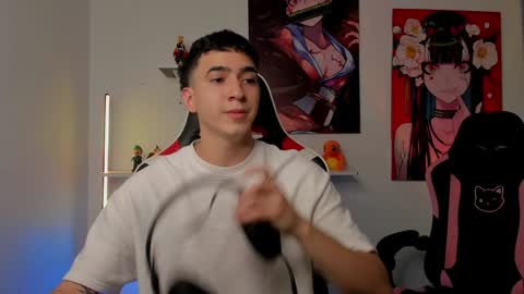 Snapshot of naranjo_seb chatting on 12.06.24 sebastian online show from 12.06.24