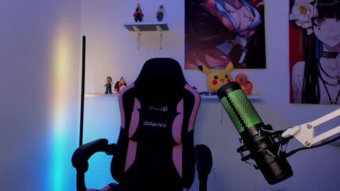 Snapshot of naranjo_seb chatting on 12.20.24 sebastian online show from 12.20.24