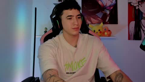 Snapshot of naranjo_seb chatting on 01.10.25 sebastian online show from 01.10.25