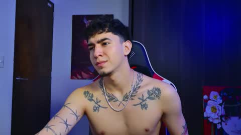 Snapshot of naranjo_seb chatting on 11.11.25 sebastian online show from 11.11.25