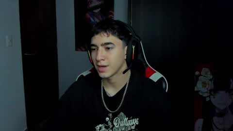 Snapshot of naranjo_seb chatting on 12.01.25 sebastian online show from 12.01.25