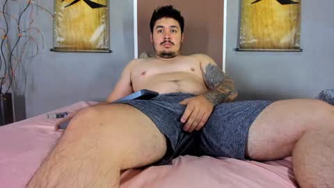 Snapshot of narciso_kh chatting on 12.02.24 deibyd online show from 12.02.24