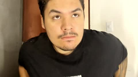 Snapshot of narciso_kh chatting on 01.13.25 deibyd online show from 01.13.25