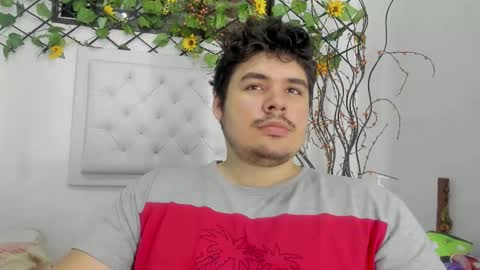 Snapshot of narciso_kh chatting on 09.30.25 deibyd online show from 09.30.25