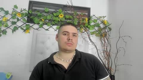 Snapshot of narciso_kh chatting on 10.30.25 deibyd online show from 10.30.25