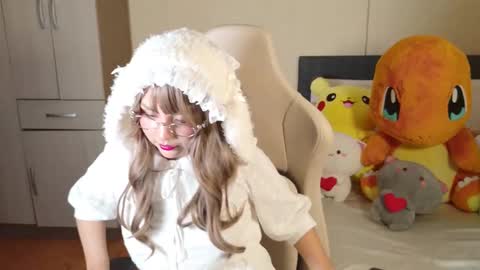 Naree online show from 11.16.25