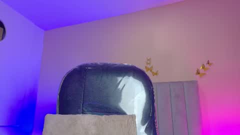 Snapshot of nascary_fox chatting on 06.17.26 Nascary Fox online show from 06.17.26