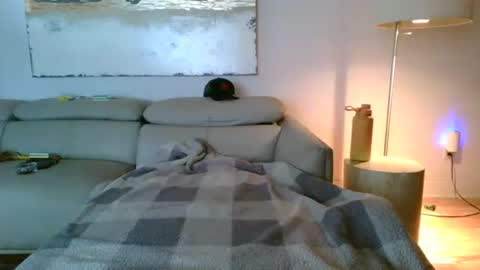 Snapshot of nassobout chatting on 10.26.25 nassobout online show from 10.26.25