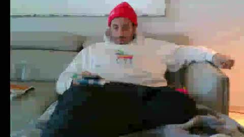 Snapshot of nassobout chatting on 11.29.25 nassobout online show from 11.29.25