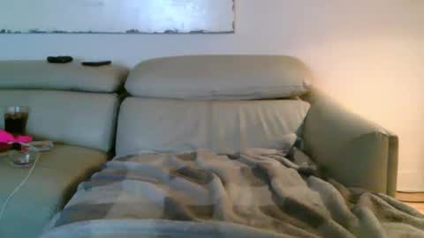 Snapshot of nassobout chatting on 12.05.25 nassobout online show from 12.05.25