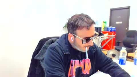 Snapshot of nassobout chatting on 02.05.26 nassobout online show from 02.05.26