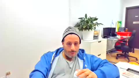 Snapshot of nassobout chatting on 02.21.26 nassobout online show from 02.21.26