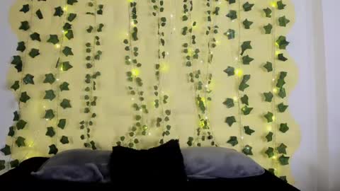 Snapshot of nastasha_nasty1 chatting on 02.21.25 Maira online show from 02.21.25