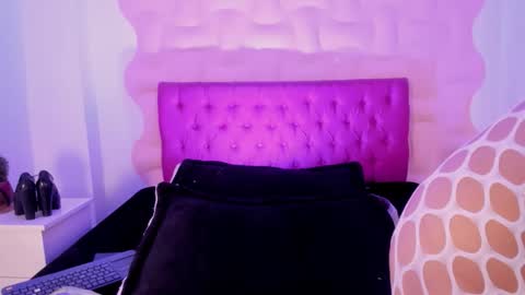 Snapshot of nastasha_nasty1 chatting on 11.13.25 Maira online show from 11.13.25