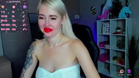 Snapshot of nastasya_cute chatting on 01.13.26 Nastya online show from 01.13.26