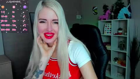 Snapshot of nastasya_cute chatting on 01.14.26 Nastya online show from 01.14.26