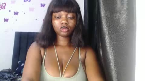 Snapshot of nastie_amanda chatting on 03.12.25 Amanda online show from 03.12.25