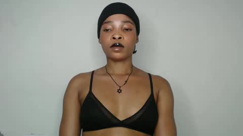 bella online show from 11.17.25