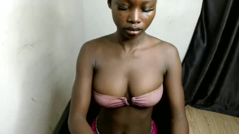 Snapshot of nasty_creamypussyy chatting on 03.08.26 Mila online show from 03.08.26