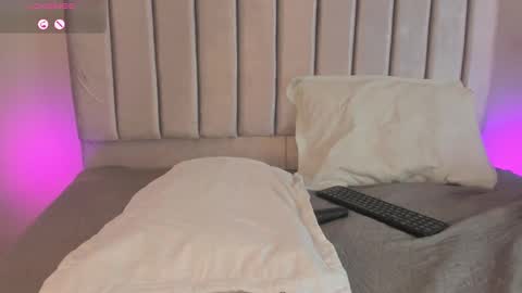 Snapshot of nastyalvanova chatting on 01.08.25 Deisy online show from 01.08.25