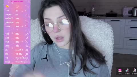 Snapshot of nastycass chatting on 01.28.25 nastycass online show from 01.28.25