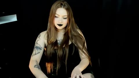 nastykatty_ online show from 12.28.24